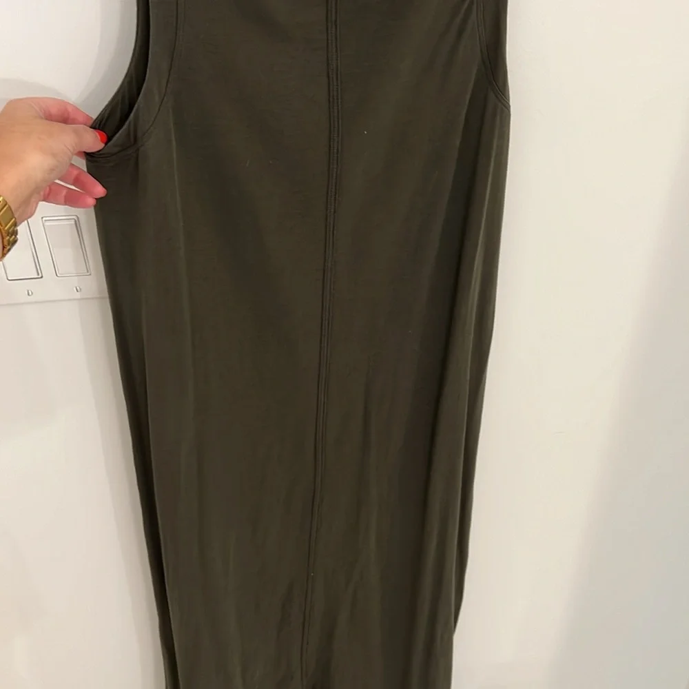 Lululemon maxi dress olive green 6 - Picture 3 of 4